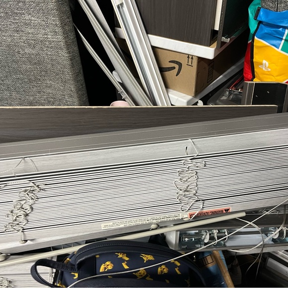 3dayBlinds Faux wooden window shutters, must live in Las Vegas for pick-up - Picture 8 of 12